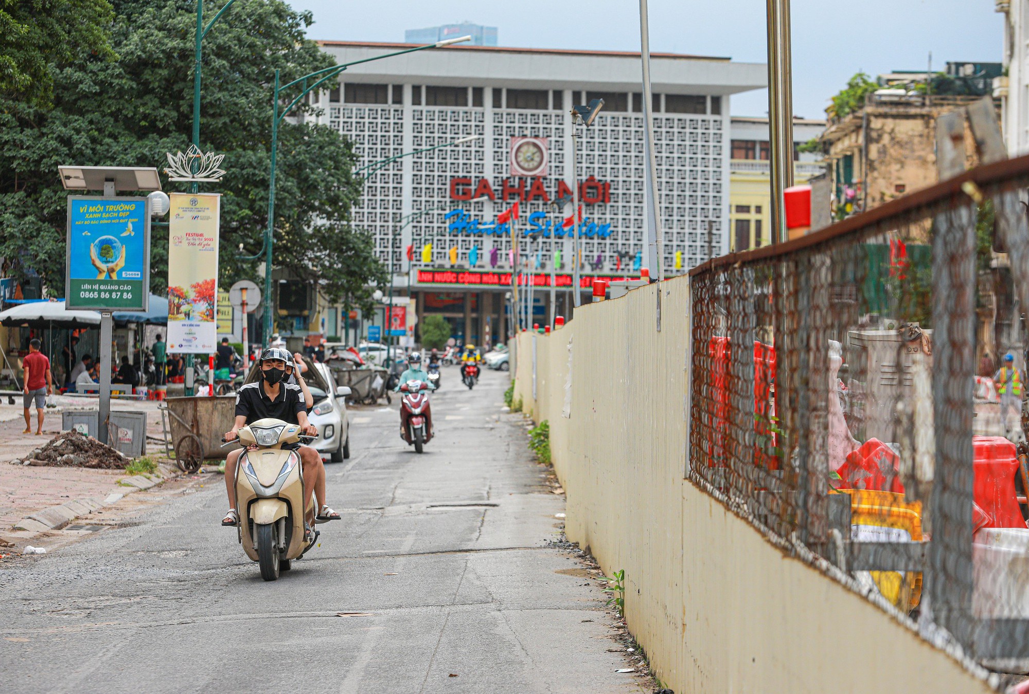 Nhà thầu tuyến Nhổn - ga Hà Nội sắp tháo rào chắn, hoàn trả nhiều vị trí mặt đường - Ảnh 6.