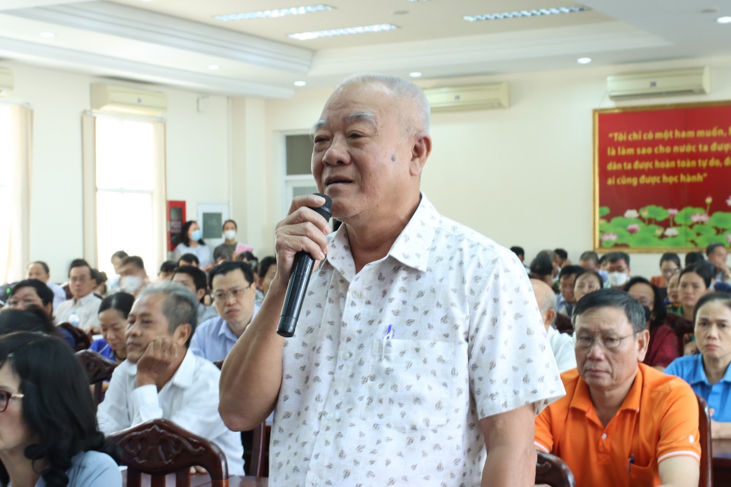 Cử tri TP.HCM bức xúc dự án chống ngập chậm hoàn thành  - Ảnh 1.