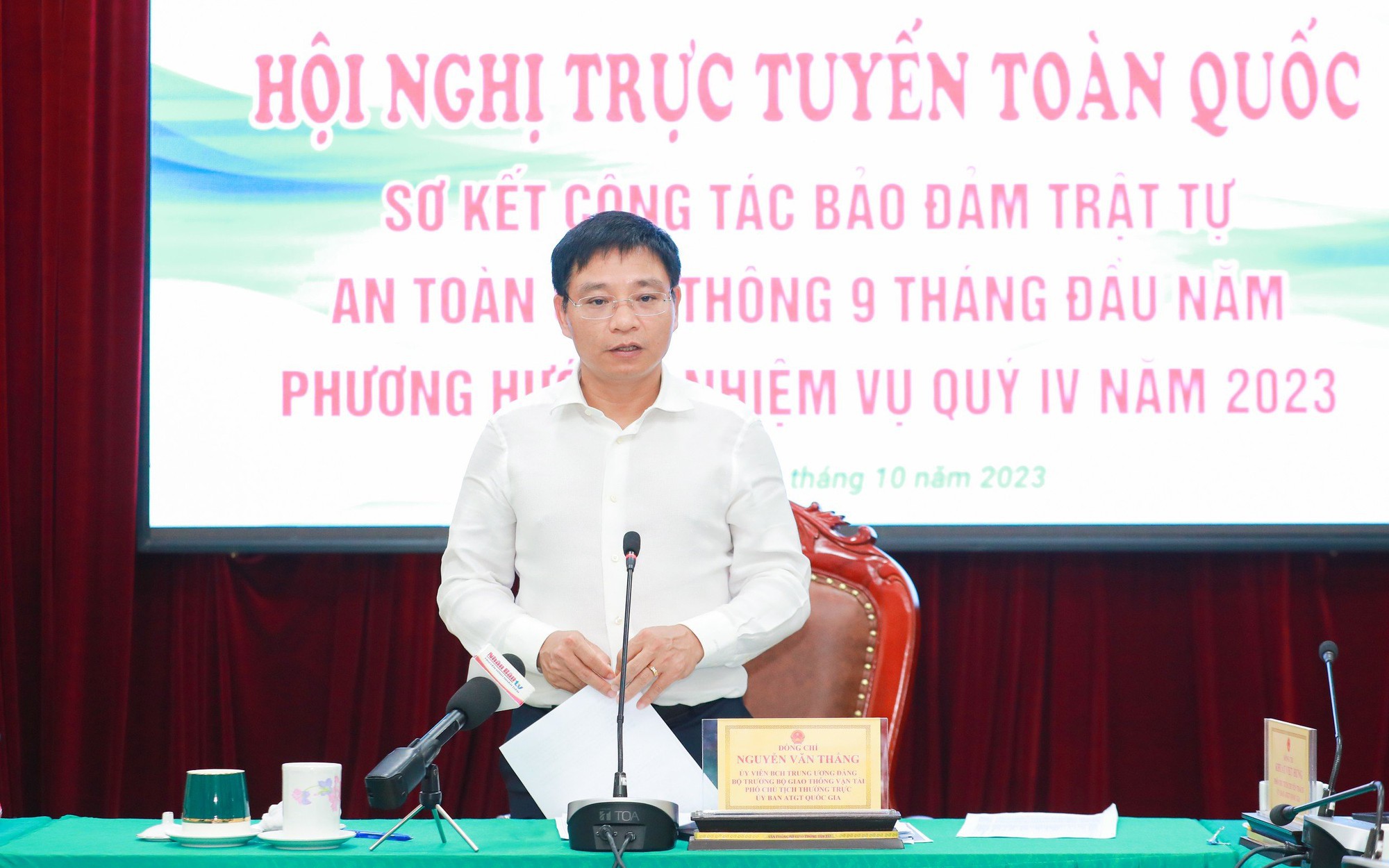 Bộ trưởng Nguyễn Văn Thắng: Tăng chế tài, làm rõ trách nhiệm doanh nghiệp vận tải vi phạm