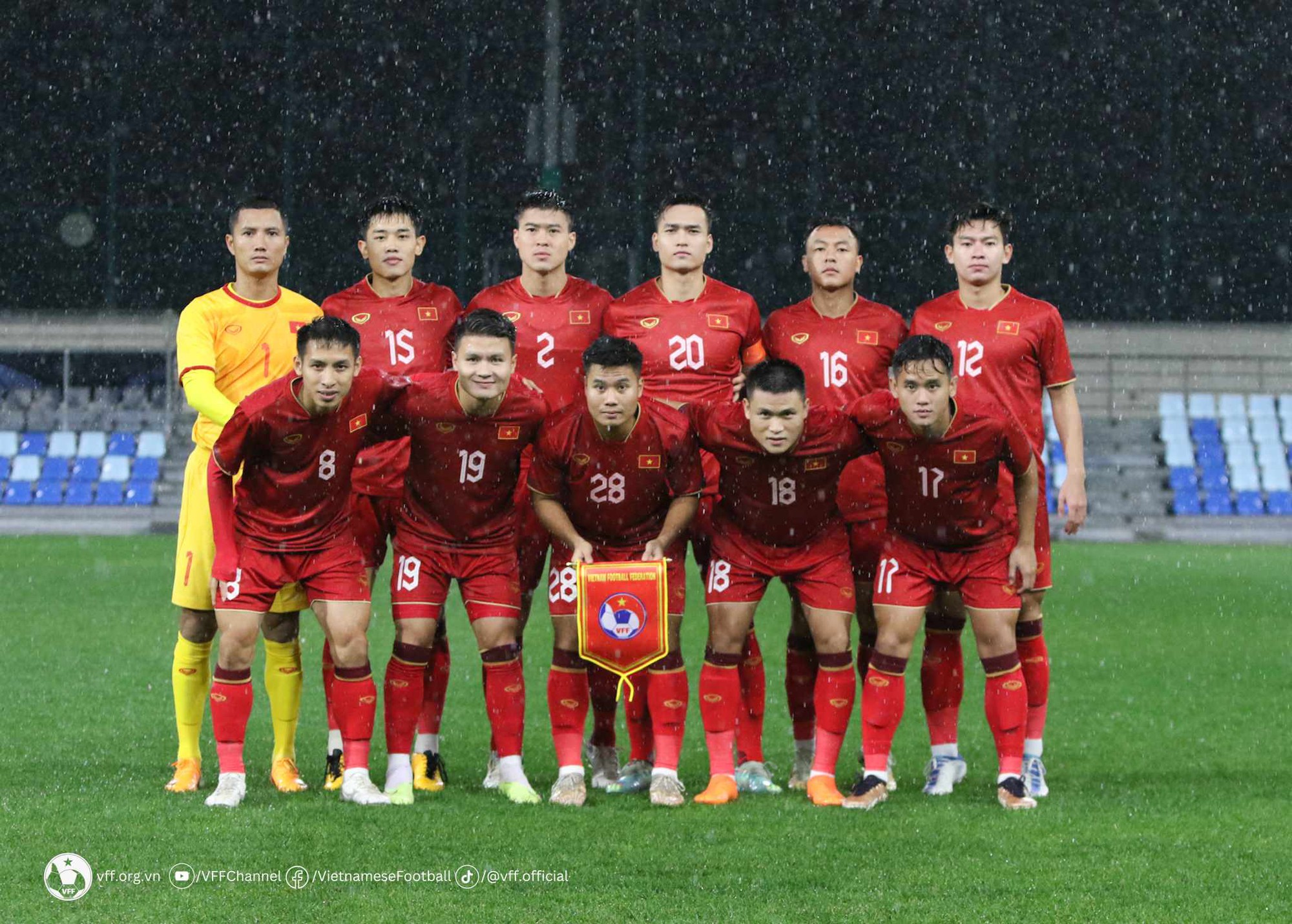 Thua Uzbekistan, đội tuyển Việt Nam nhận thêm tin không vui từ Quang Hải  - Ảnh 1.