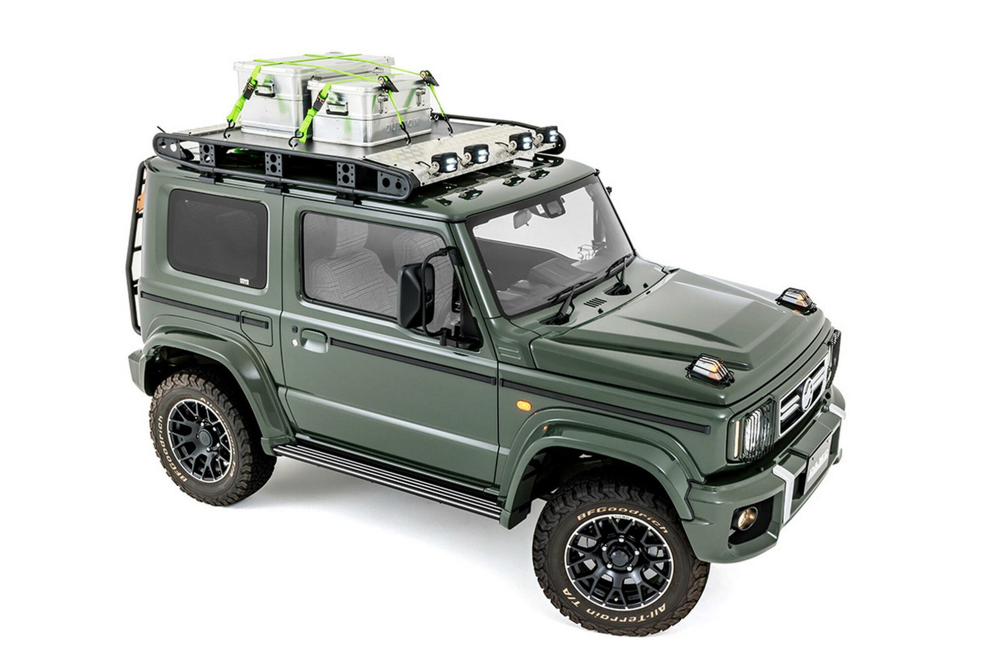 Suzuki Jimny mạnh mẽ hơn nhờ gói độ bodykit hoàn toàn mới - Ảnh 3.