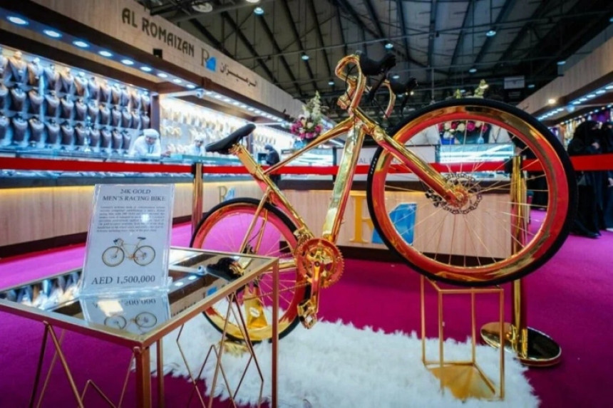 Cận cảnh chiếc xe đạp dát vàng có giá gần 10 tỷ đồng