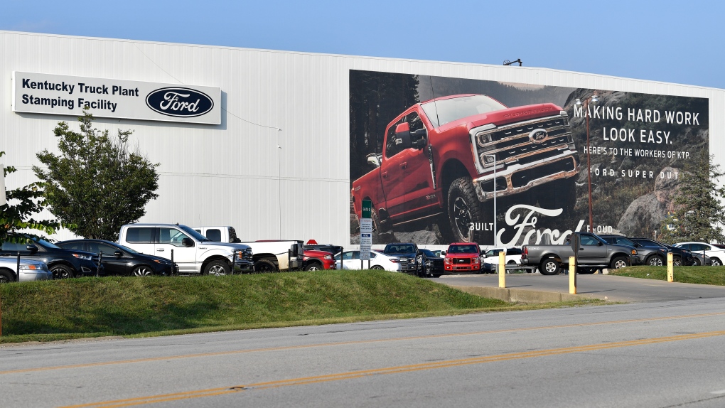 Nhà máy ô tô lớn nhất của Ford đóng cửa do đình công - Ảnh 1.