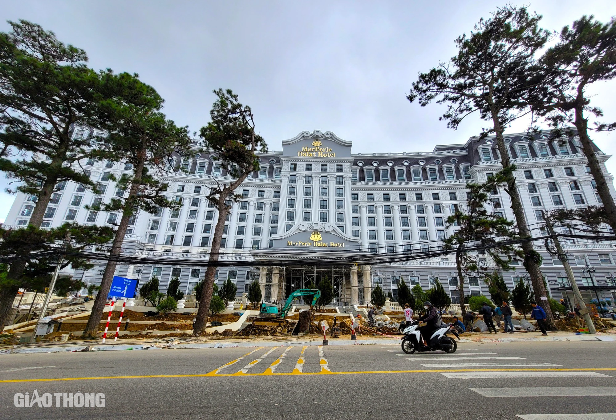 Khách sạn 5 sao lớn nhất Đà Lạt xây vượt phép gần 4.500 m2 - Ảnh 1.