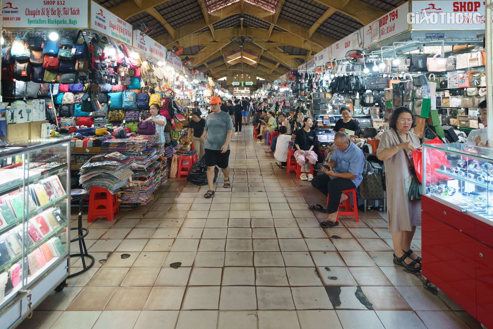 Hình ảnh chợ Bến Thành trước khi cải tạo - Ảnh 6.