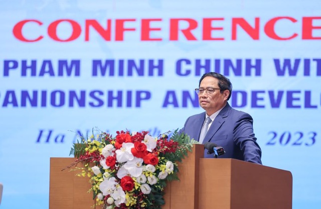 Thủ tướng nêu ba cam kết của Việt Nam với nhà đầu tư nước ngoài - Ảnh 2.