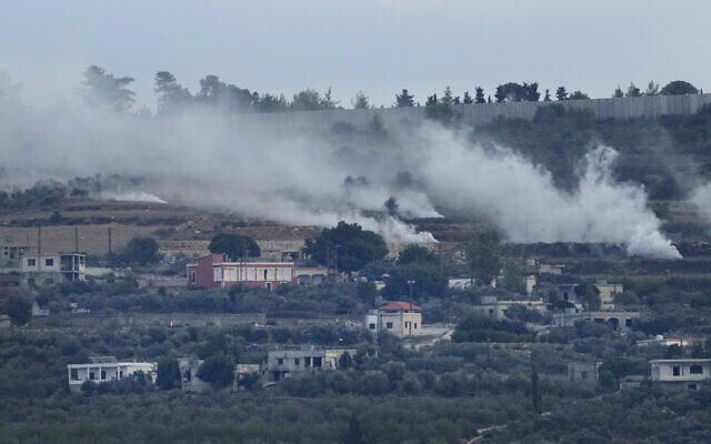 Nam rực lửa, Bắc nóng giãy: Israel &quot;rơi thế nguy&quot; nếu Hezbollah, Hamas đồng loạt tấn công - Ảnh 1.