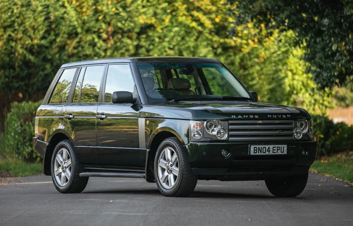 Xe Range Rover của nữ hoàng Anh Elizabeth sắp bán đấu giá - Ảnh 1.
