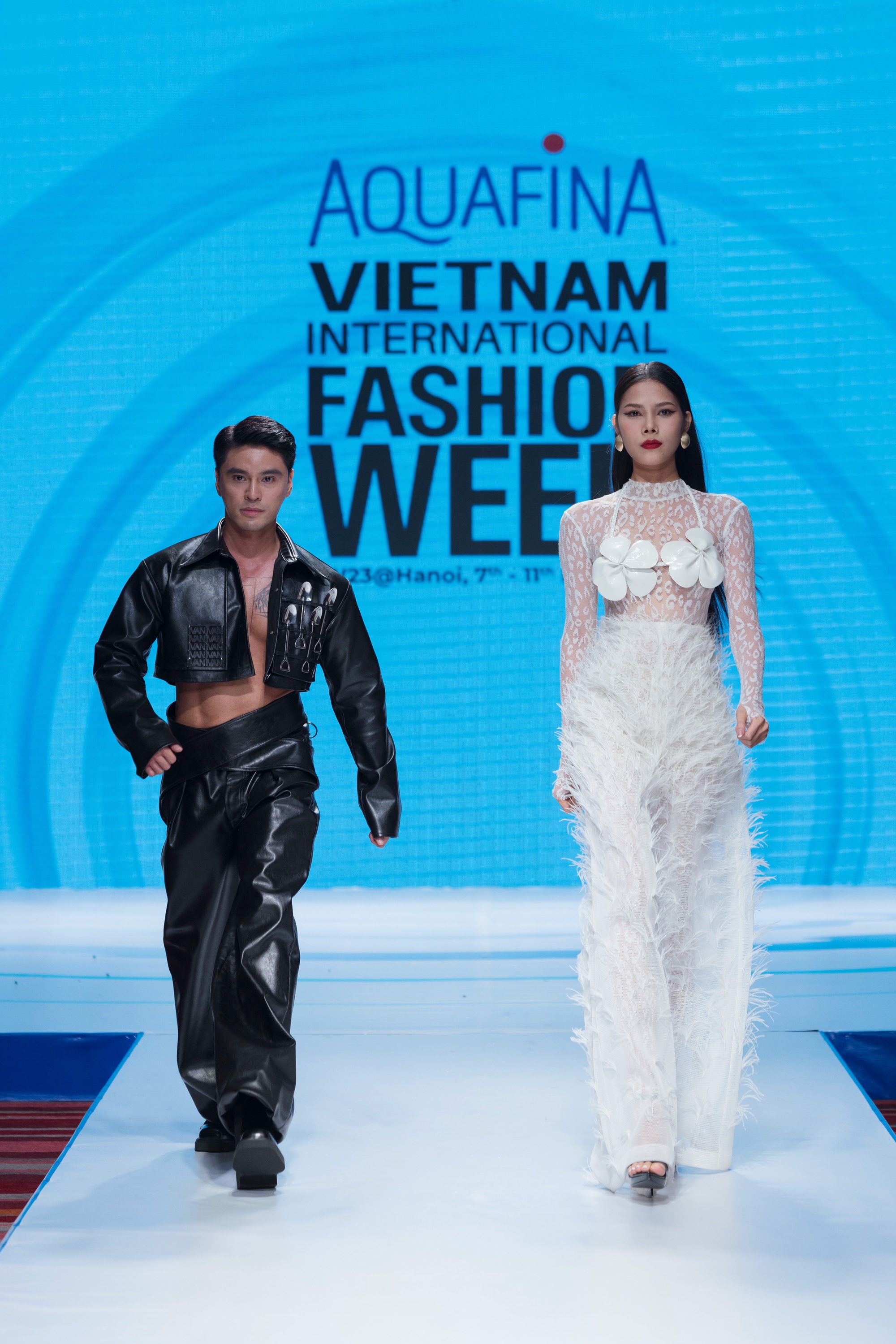 16 nhà thiết kế, thương hiệu sẽ tham dự Aquafina Tuần lễ thời trang Quốc tế Việt Nam - Ảnh 10.