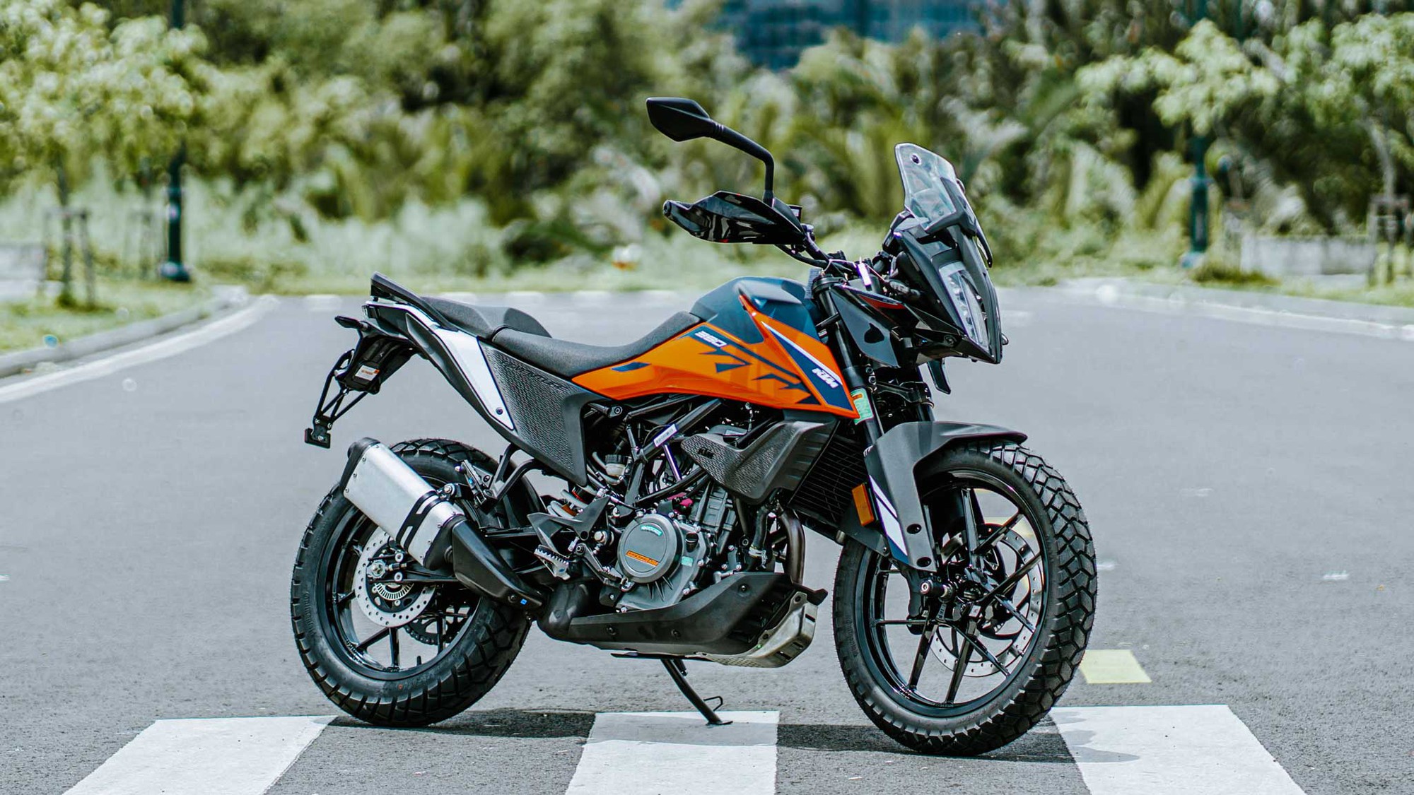 Top 10 mô tô phân khối lớn dưới 500cc tốt nhất thế giới hiện nay - Ảnh 4.