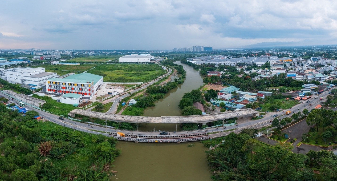 Vạch mốc hoàn thành 4 cây cầu dang dở nhiều năm ở TP.HCM  - Ảnh 2.