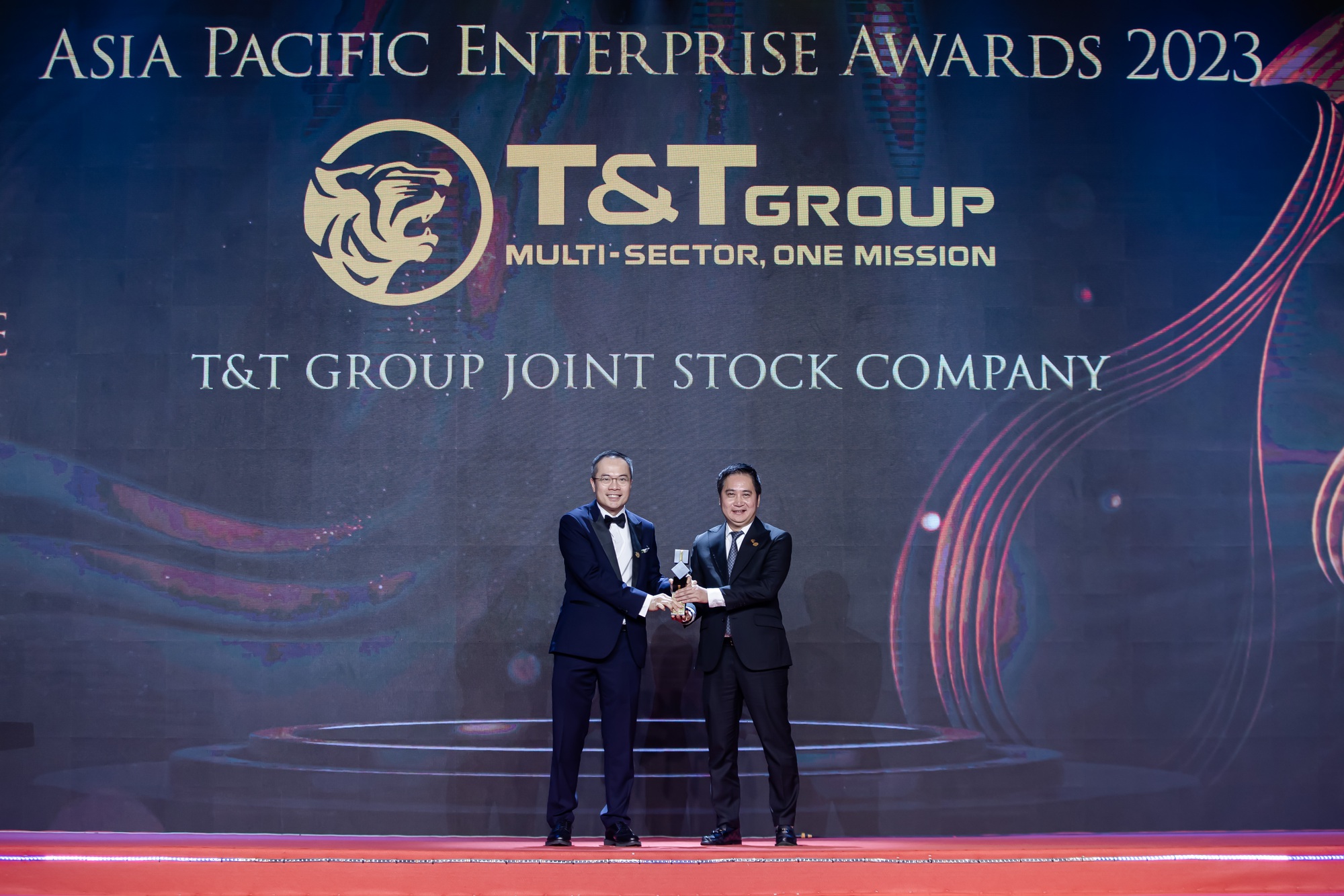 Tập đoàn T&T Group xuất sắc giành “cú đúp” giải thưởng tại APEA 2023 - Ảnh 1.