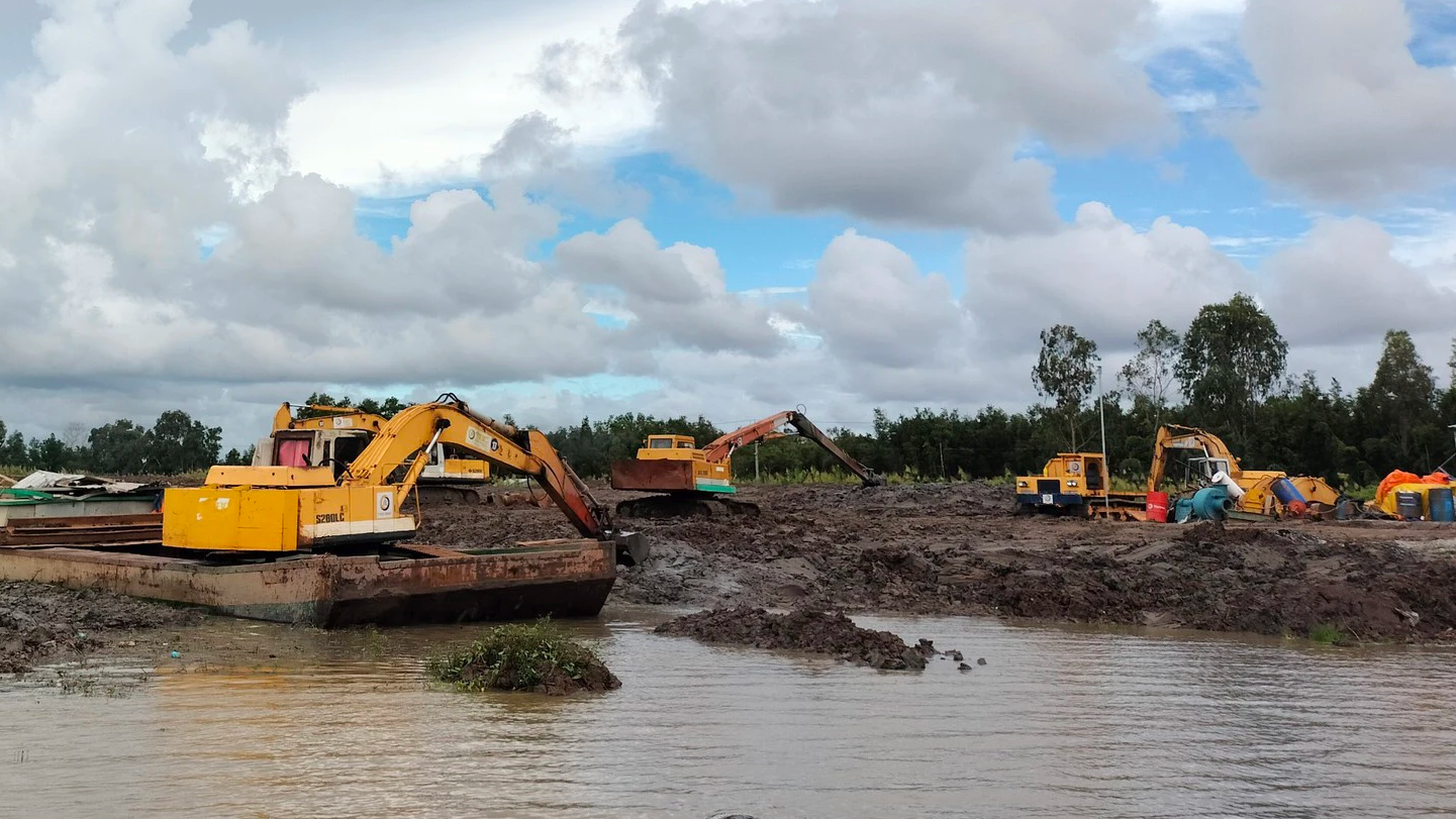 Công trình hồ chứa nước ngọt 184 tỷ đồng ở Cà Mau bị chậm tiến độ - Ảnh 1.