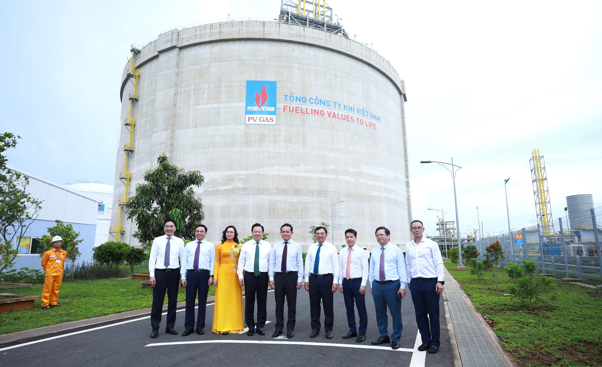 PV GAS khánh thành kho LNG đầu tiên tại Việt Nam - Ảnh 7.
