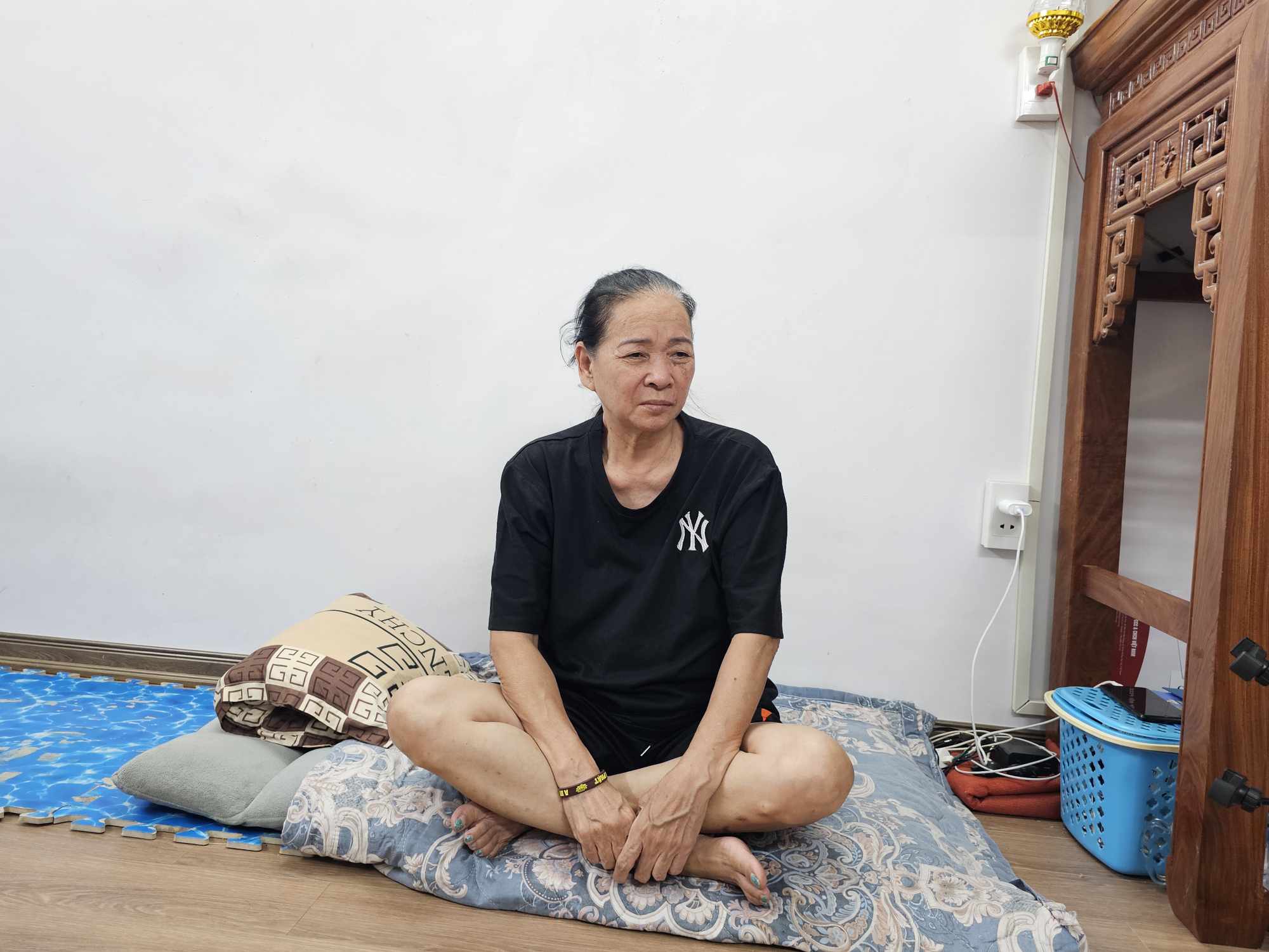 Vụ cháy chung cư mini ở Hà Nội: Người dân mong sớm giải ngân tiền hỗ trợ - Ảnh 1.