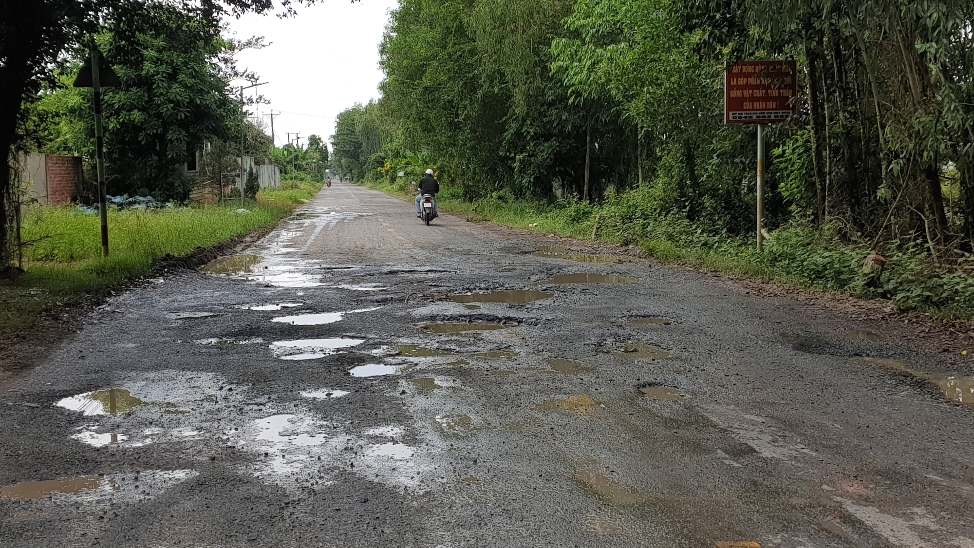 Quốc lộ N1 qua Kiên Giang xuống cấp sau 20 năm sử dụng - Ảnh 1.