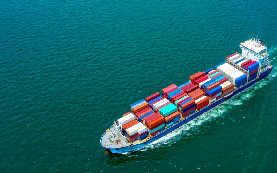 Giảm 50% tàu biển nước ngoài được cấp phép vận tải nội địa  - Ảnh 1.