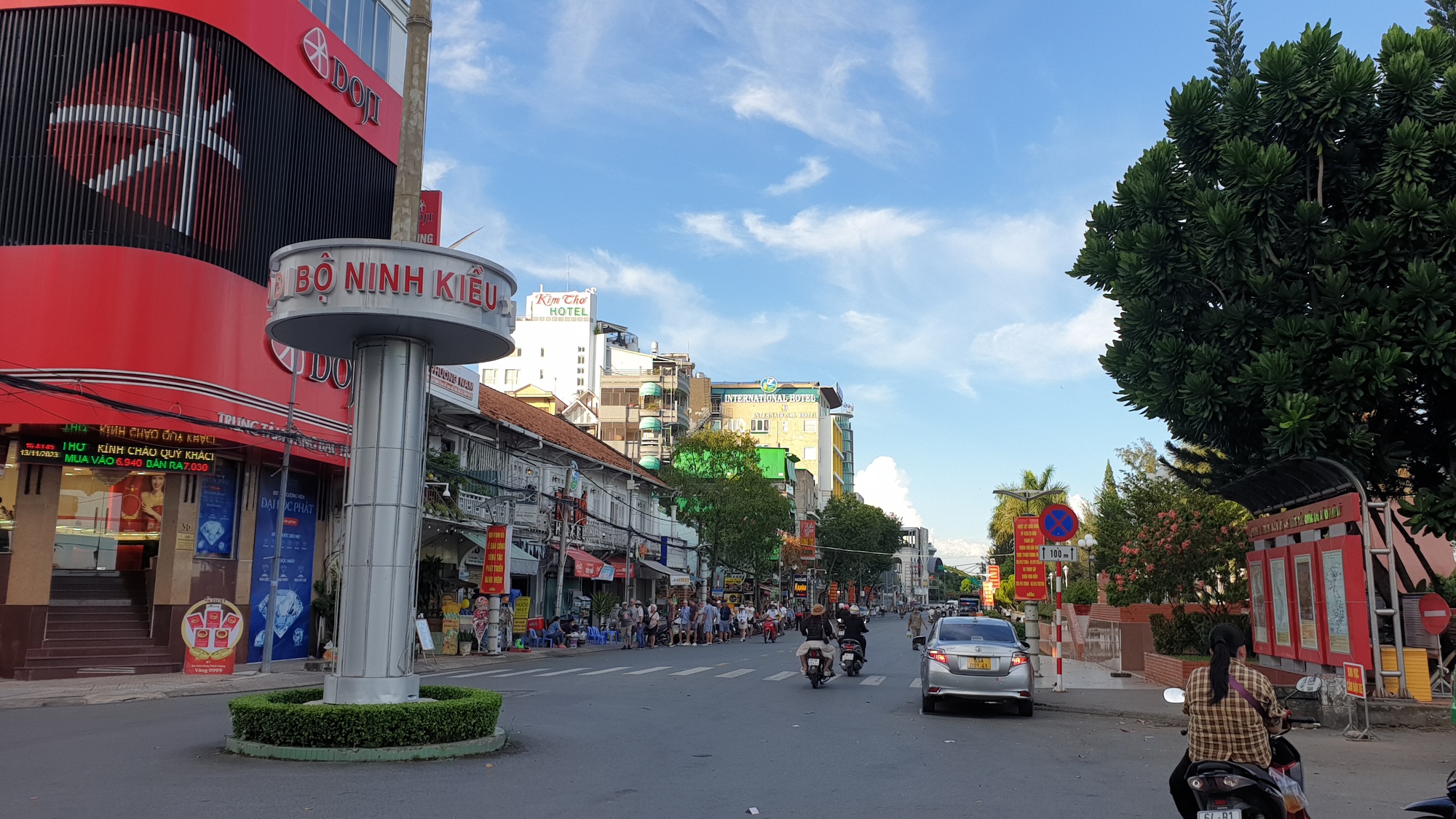 Cần Thơ: Gần15 tỷ đồng cải tạo hơn 300m bến Ninh Kiều - Ảnh 8.