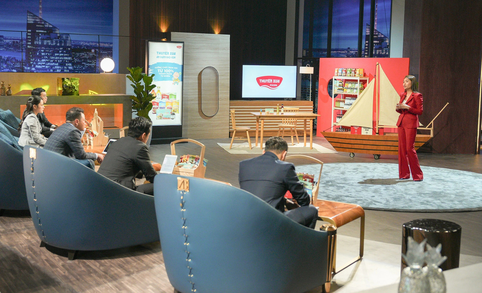 Shark Tank tập 7: Startup &quot;săn&quot; được 3 cá mập chốt deal 10 tỉ đồng - Ảnh 4.