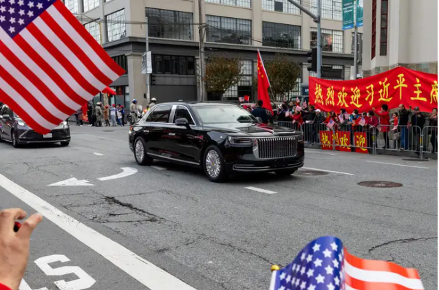 Video Chủ tịch Trung Quốc khoe Tổng thống Mỹ siêu xe Hồng Kỳ  - Ảnh 2.