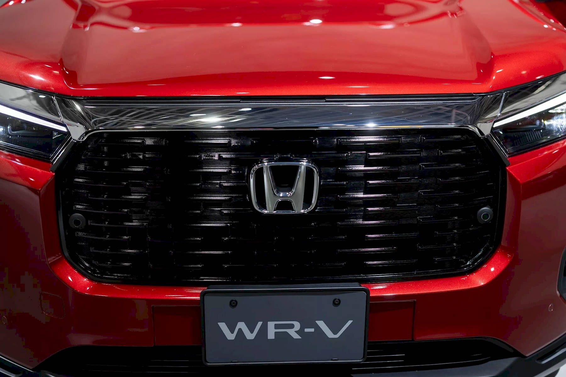 Honda WR-V ra mắt tại Nhật Bản, giá từ 312 triệu đồng - Ảnh 2.