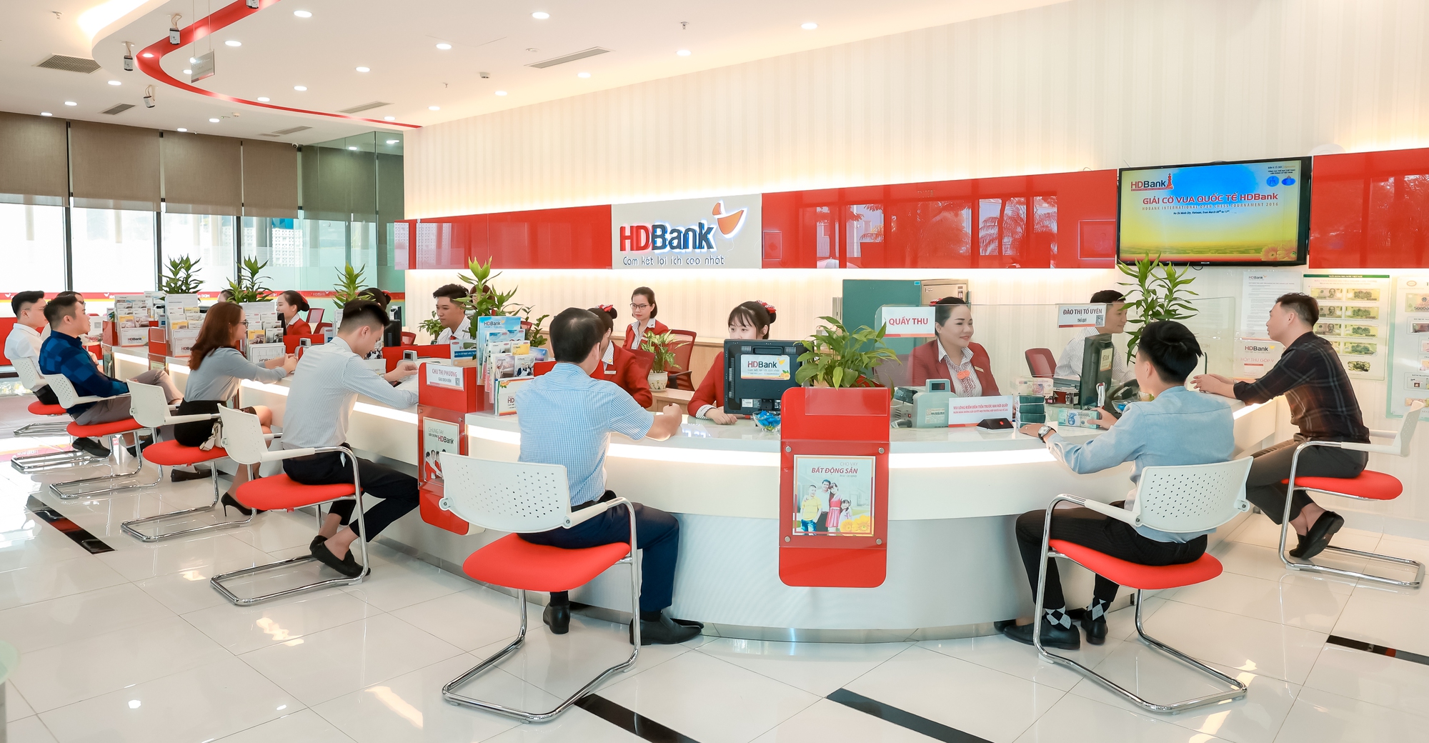 HDBank ưu đãi khách hàng doanh nghiệp mới vay lãi suất 6,3%/năm - Ảnh 2.
