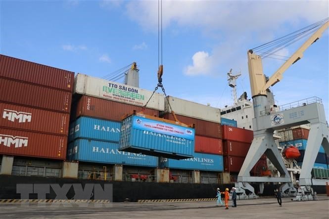Nâng cấp hạ tầng, tăng ưu đãi thu hút hàng container về Cảng Chân Mây - Ảnh 3.