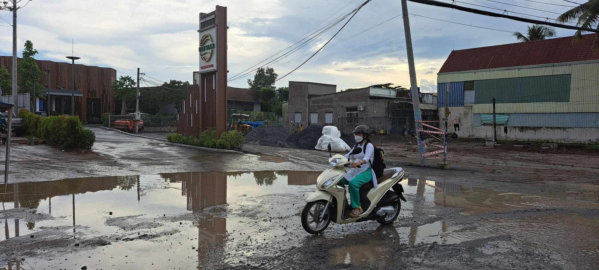 Gamuda Land: Dự án không phép làm nát đường, nứt nhà dân - Ảnh 2.