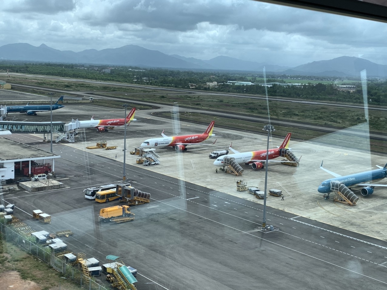 Bình Định mong sớm phát triển khu hàng không dân dụng sân bay Phù Cát - Ảnh 2.