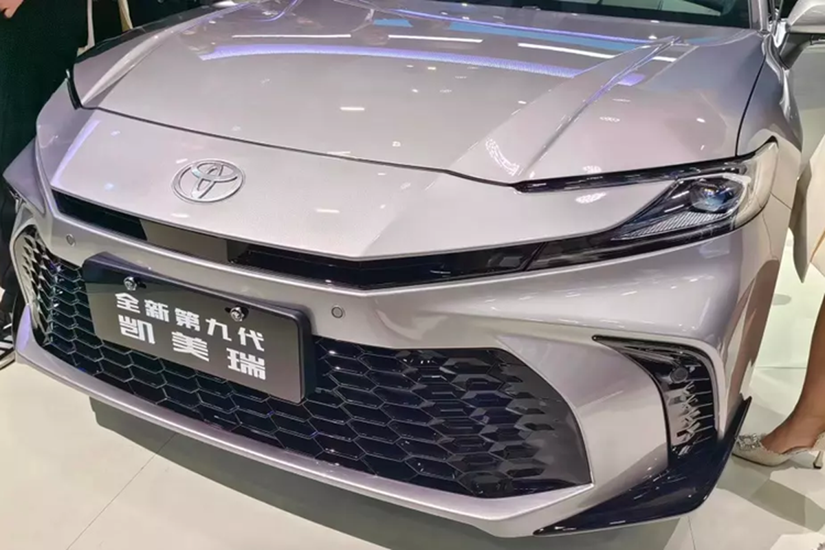 Toyota Camry 2024 lộ diện tại Trung Quốc với nhiều thay đổi - Ảnh 2.