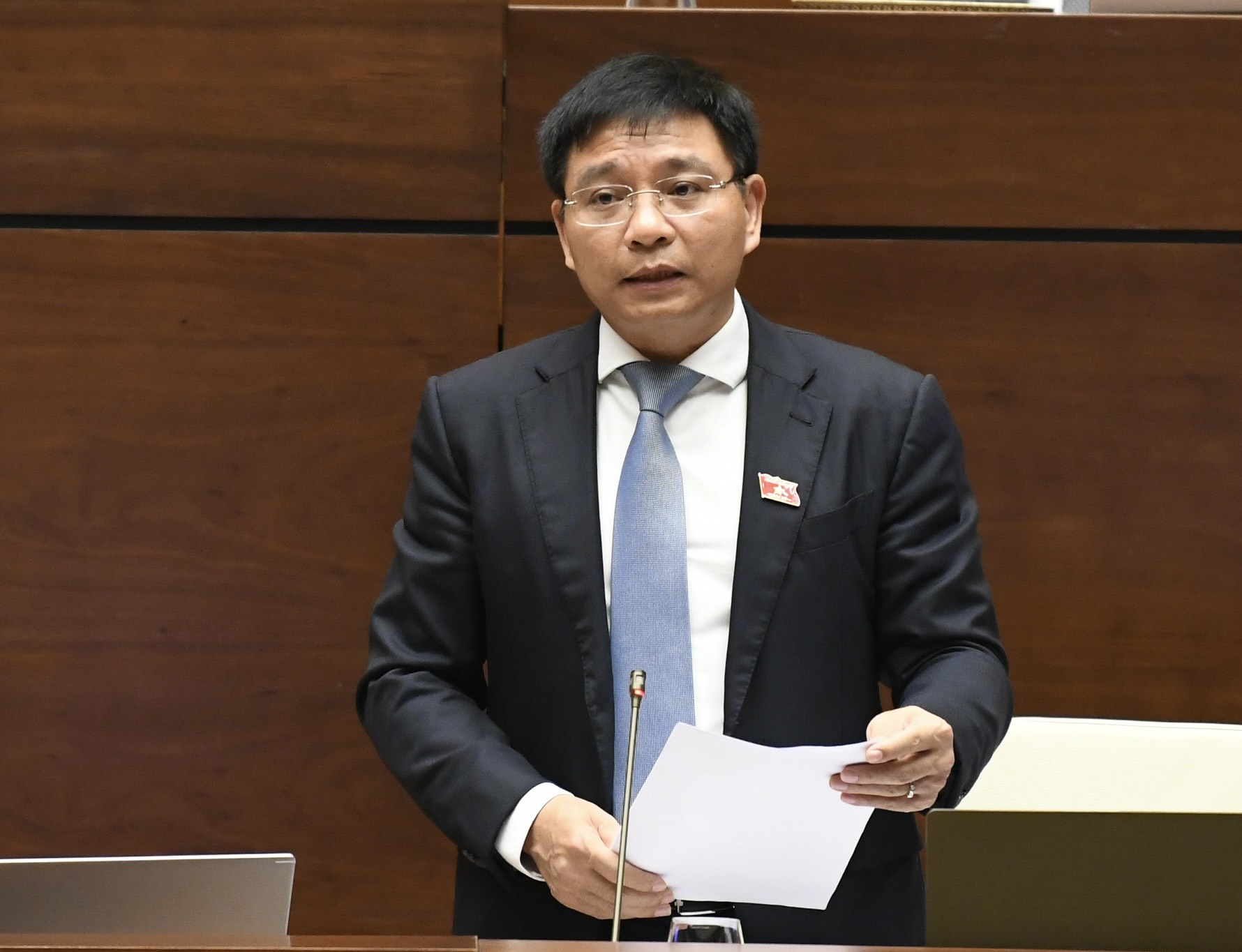 Bộ trưởng Nguyễn Văn Thắng: Sẽ phối hợp với Bộ Công an rà soát  2 dự thảo Luật đường bộ - Ảnh 1.