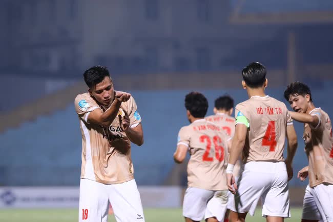 Cựu sao U23 Việt Nam ghi bàn sau 5 năm “mất tích”  - Ảnh 1.