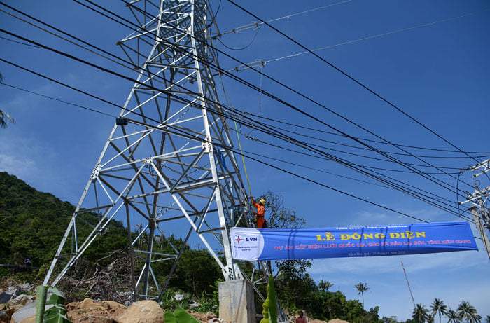 Điện lưới quốc gia góp phần phát triển huyện Kiên Hải - Ảnh 1.