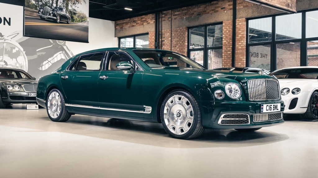 Xe của Nữ hoàng Anh gia nhập bộ sưu tập di sản Bentley - Ảnh 1.