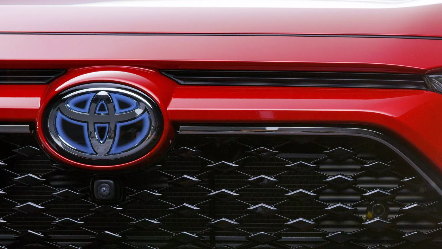 Toyota dần khai tử biểu tượng hybrid truyền thống - Ảnh 1.