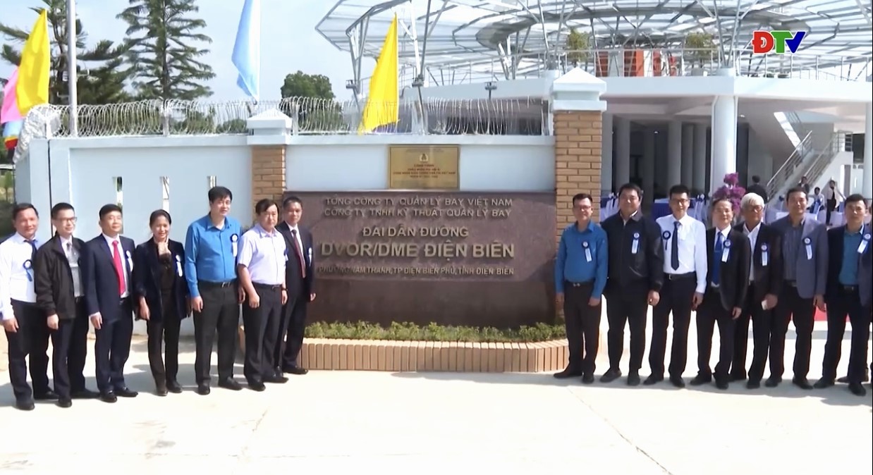 Công đoàn GTVT gắn biển công trình chào mừng Đại hội XIII Công đoàn Việt Nam - Ảnh 1.