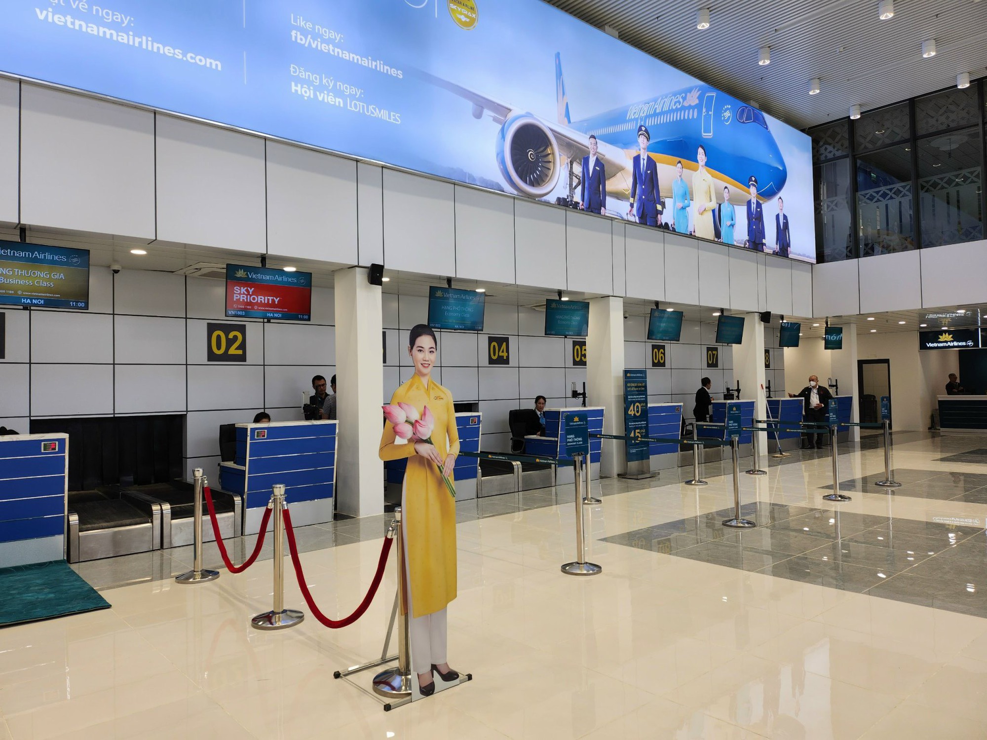 Toàn cảnh sân bay Điện Biên trước ngày khai  - Ảnh 5.