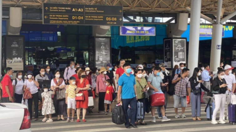 Sân bay Tân Sơn Nhất chuẩn bị mời người dân đánh giá chất lượng dịch vụ - Ảnh 1.