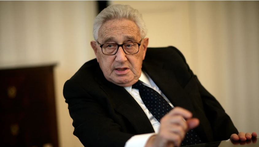 Cựu Ngoại trưởng Mỹ Henry Kissinger qua đời ở tuổi 100 - Ảnh 1.