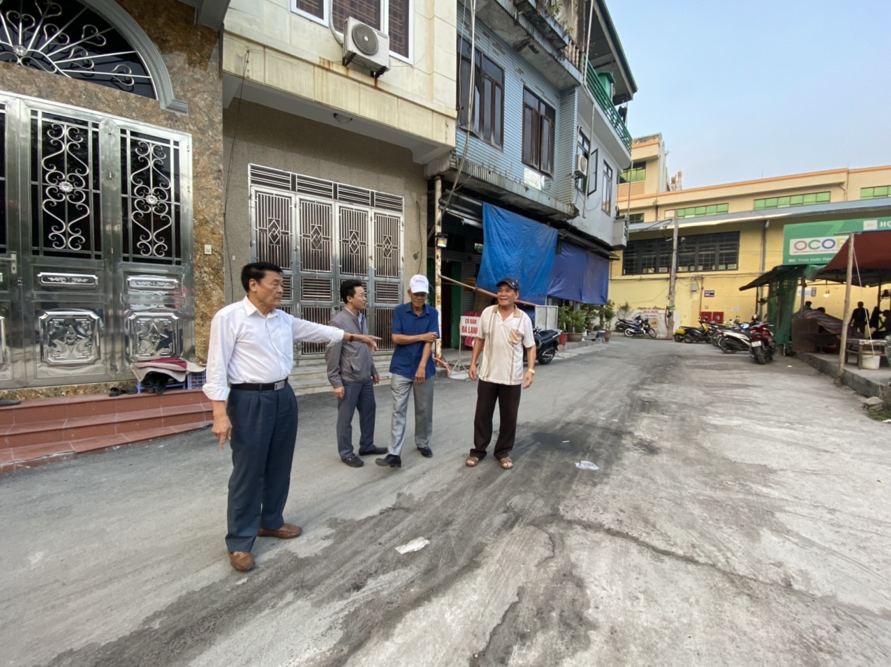 Quảng Ninh xiết chặt quản lý trật tự đô thị, kéo giảm tai nạn giao thông nghiêm trọng - Ảnh 1.