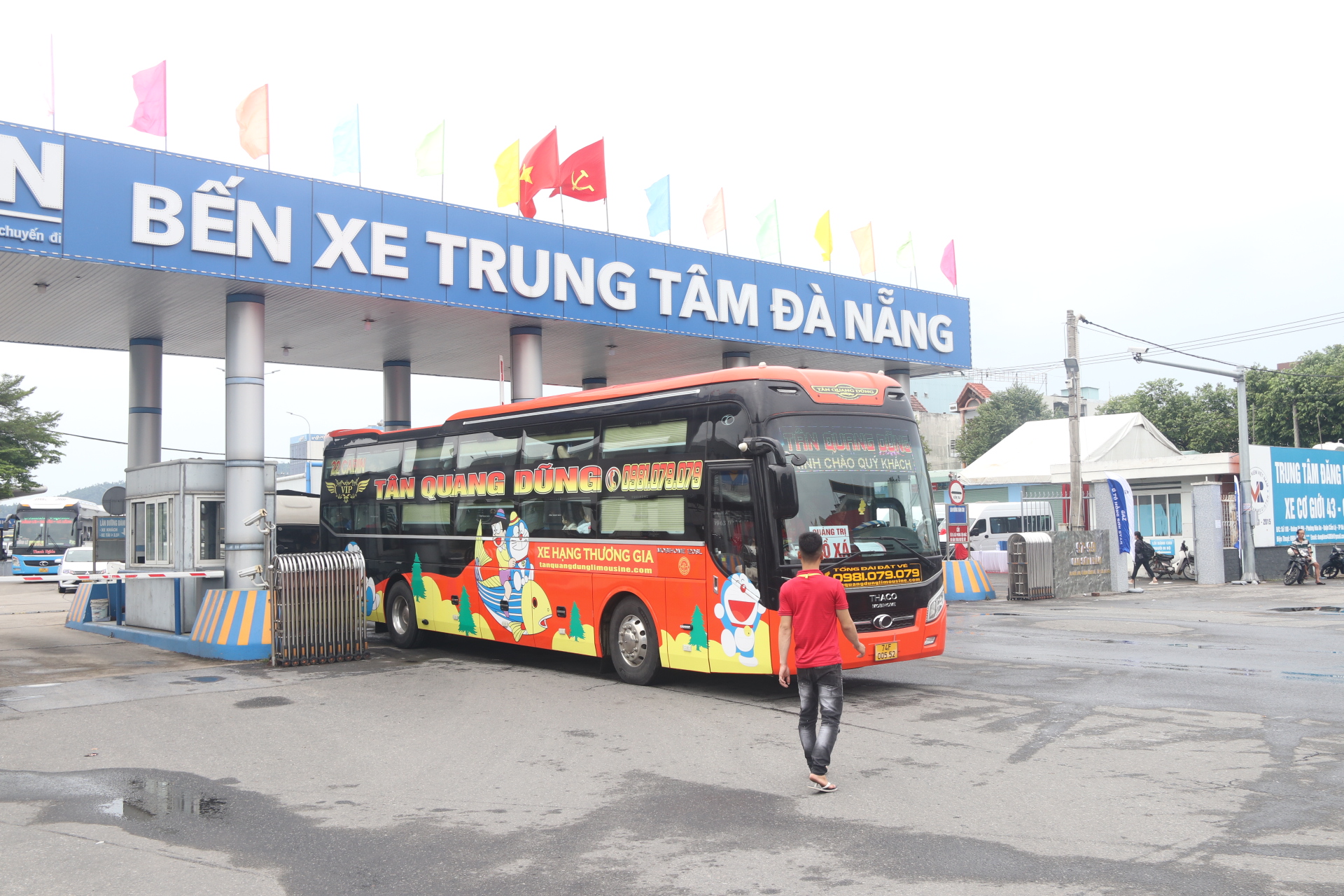 Đà Nẵng: Tăng cường hậu kiểm hoạt động vận tải khách bằng ô tô - Ảnh 2.