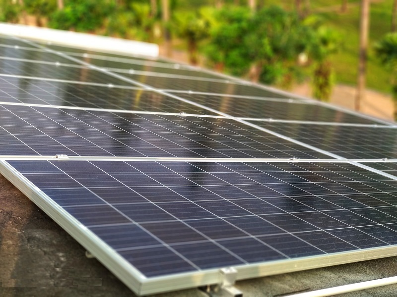 Thép, tấm pin mặt trời của Việt Nam bị nước ngoài tăng điều tra phòng vệ thương mại - Ảnh 1.