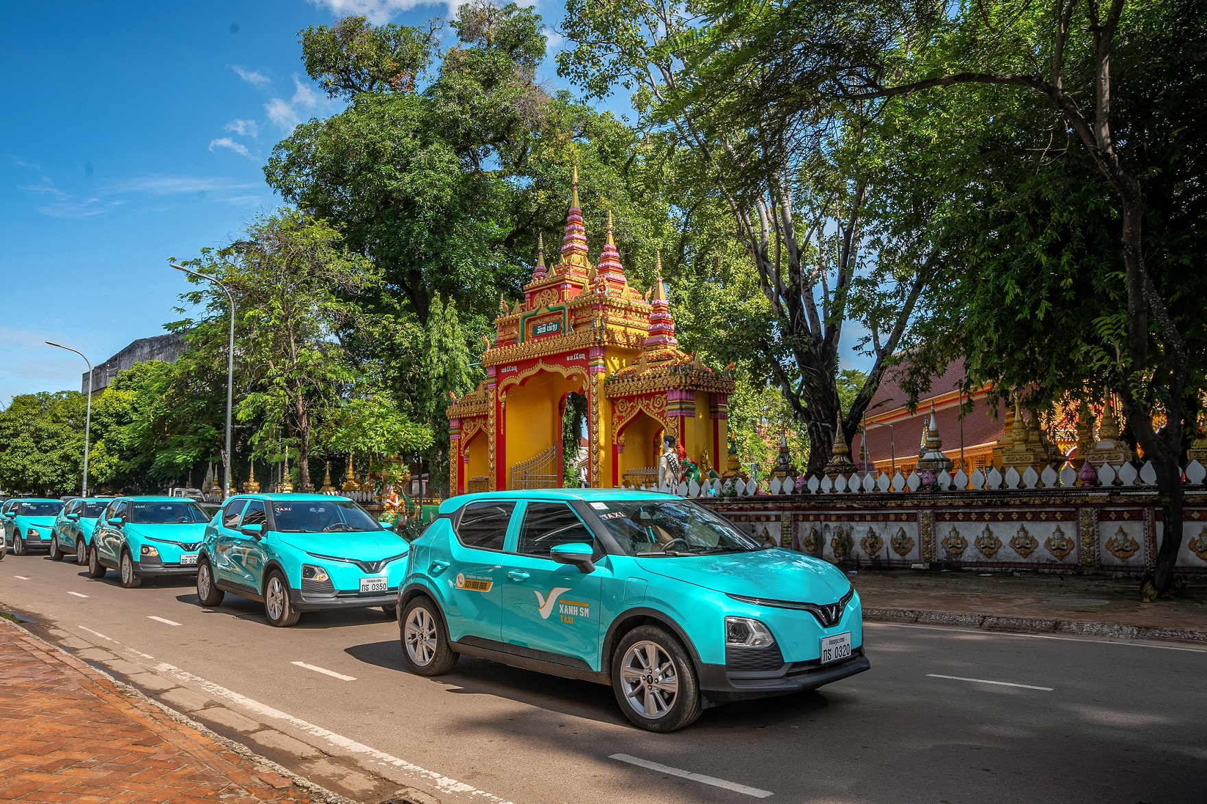 Cơ hội lớn của hãng taxi điện Xanh SM tại Lào - Ảnh 2.