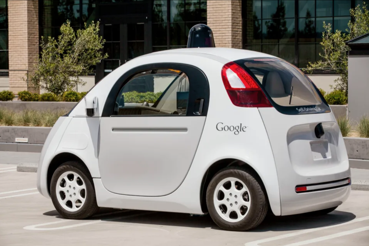 Cận cảnh nguyên mẫu xe tự lái đầu tiên của ông lớn Google - Ảnh 1.