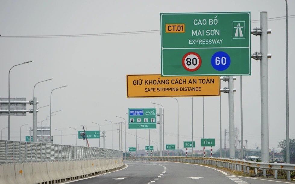 Đề xuất 2.000 tỷ đồng đầu tư hoàn chỉnh cao tốc Cao Bồ - Mai Sơn - Ảnh 1.