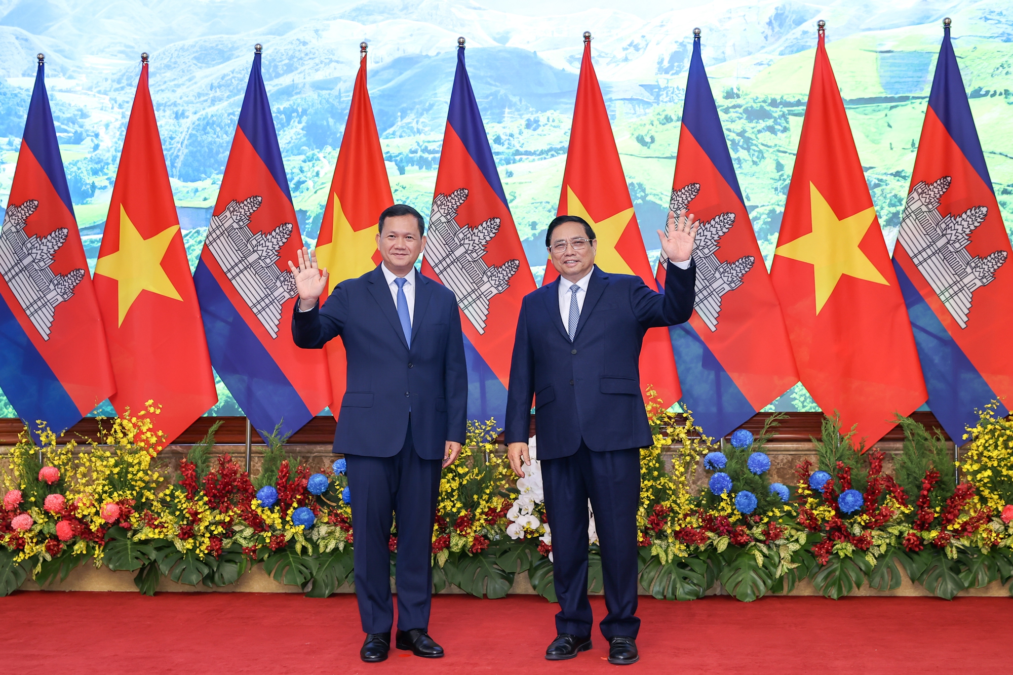 Cận cảnh lễ đón Thủ tướng Campuchia Hun Manet lần đầu thăm Việt Nam - Ảnh 8.
