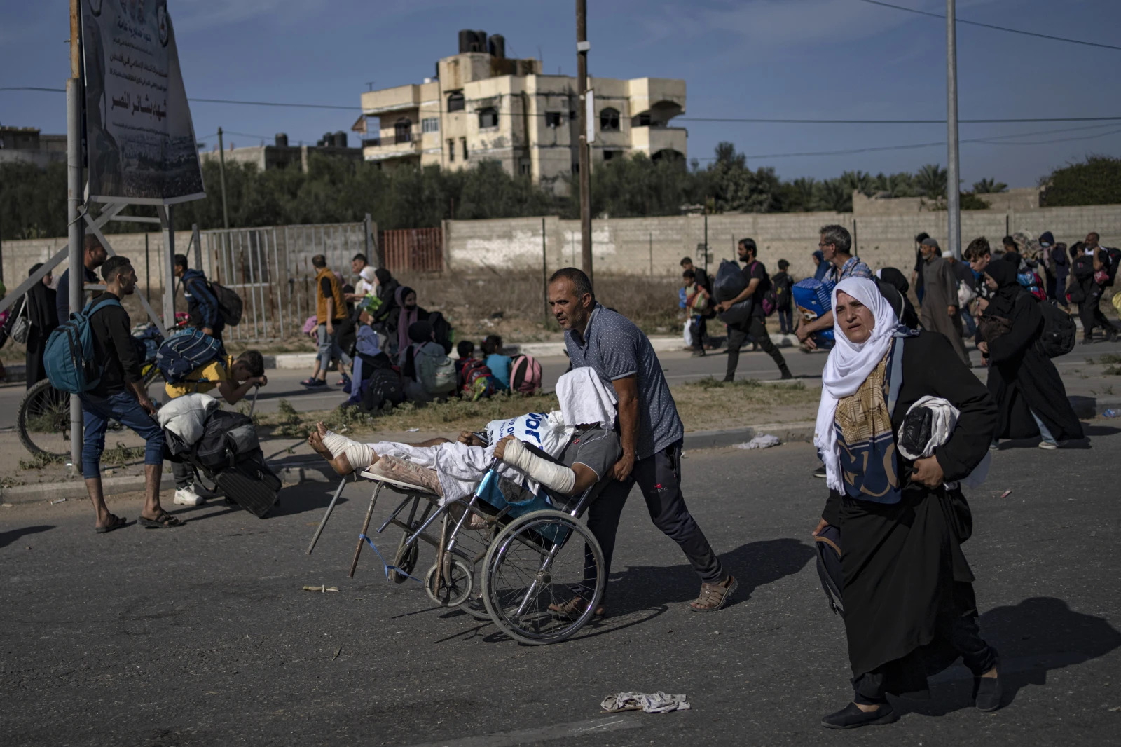 Thủ tướng Israel kêu gọi Hamas đầu hàng ngay lập tức - Ảnh 2.