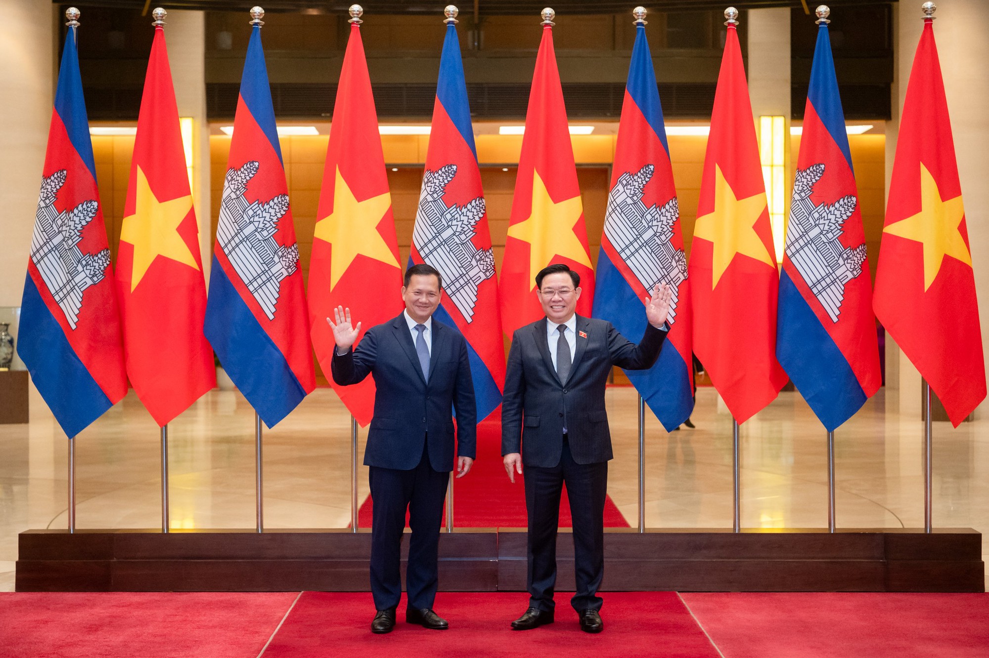 Thủ tướng Campuchia Hun Manet hội kiến các lãnh đạo Đảng, Nhà nước, Quốc hội Việt Nam  - Ảnh 4.