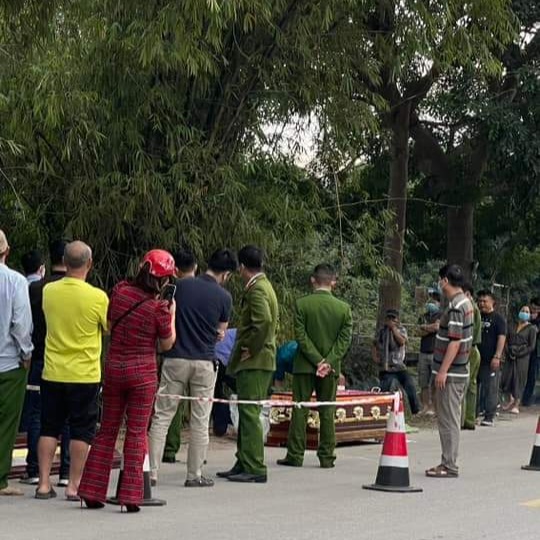 Phát hiện thi thể một cô gái trẻ trong bụi tre - Ảnh 1. Phát hiện thi thể một cô gái trẻ trong bụi tre - Ảnh 1.