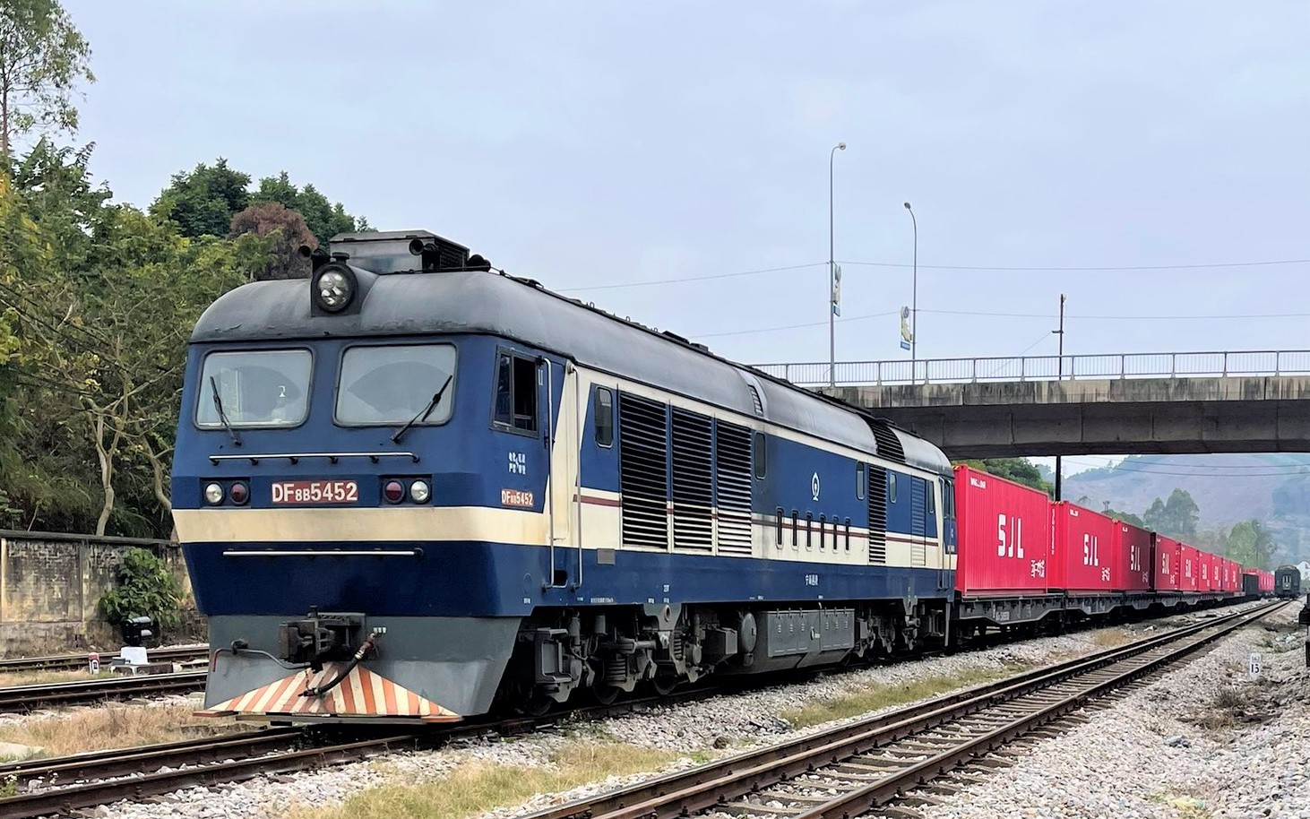 Kết nối 'Hai hành lang, một vành đai', thúc đẩy hợp tác đường sắt Việt - Trung